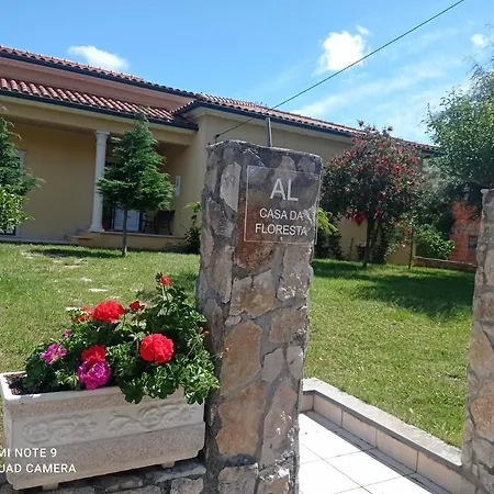 Casa Da Floresta Сasa de vacaciones *